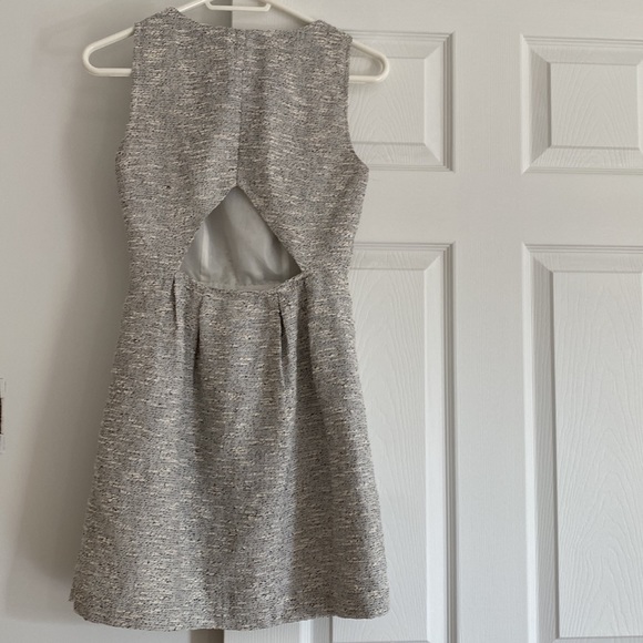 Villa designer dress. Fitted. Short - Picture 2 of 5